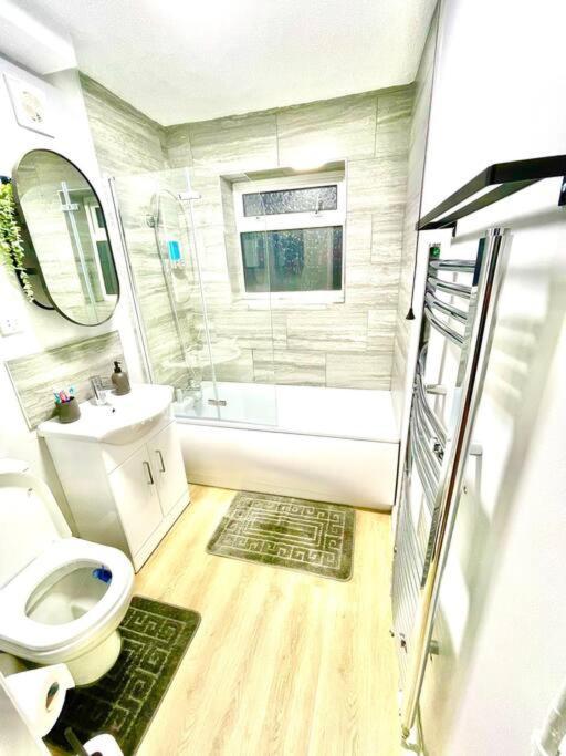 Charter House With Good Wifi Apartamento Chatham  Exterior foto